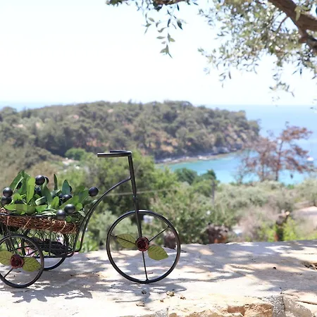 Aliki Bay View Apartmanhotel 3*